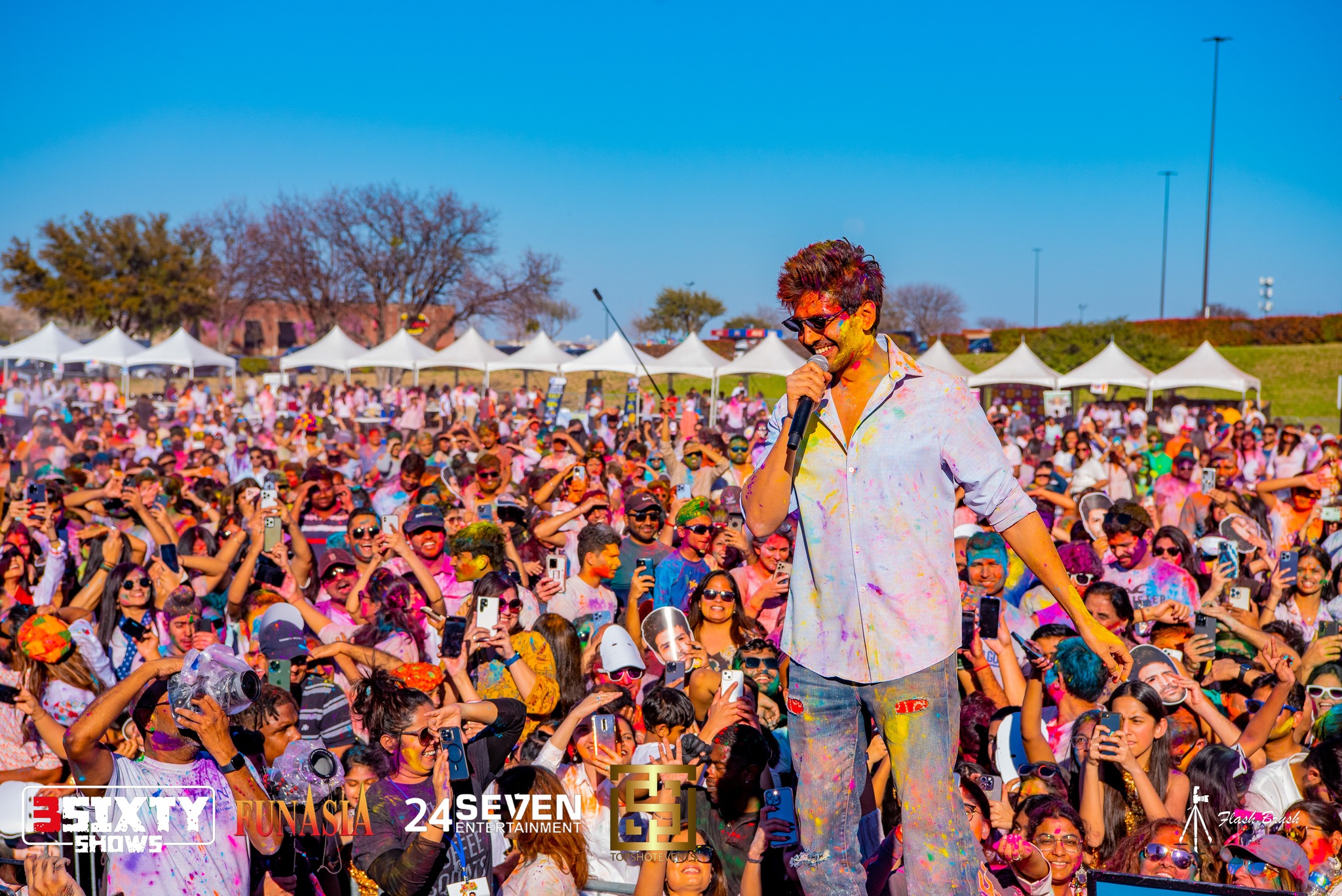 Kartik Aaryan Holi (March 4, 2023)