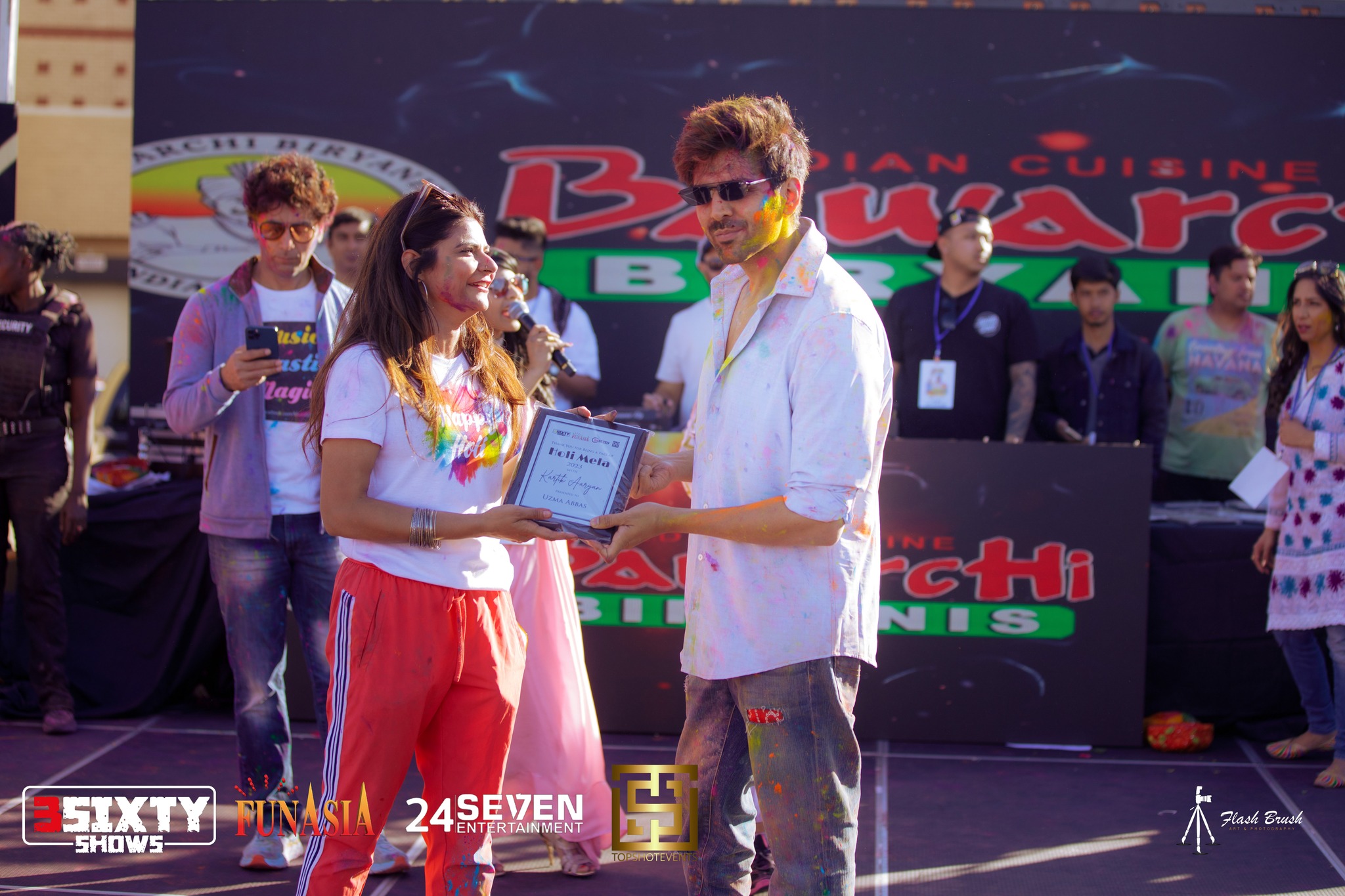 Kartik Aaryan Holi (March 4, 2023)