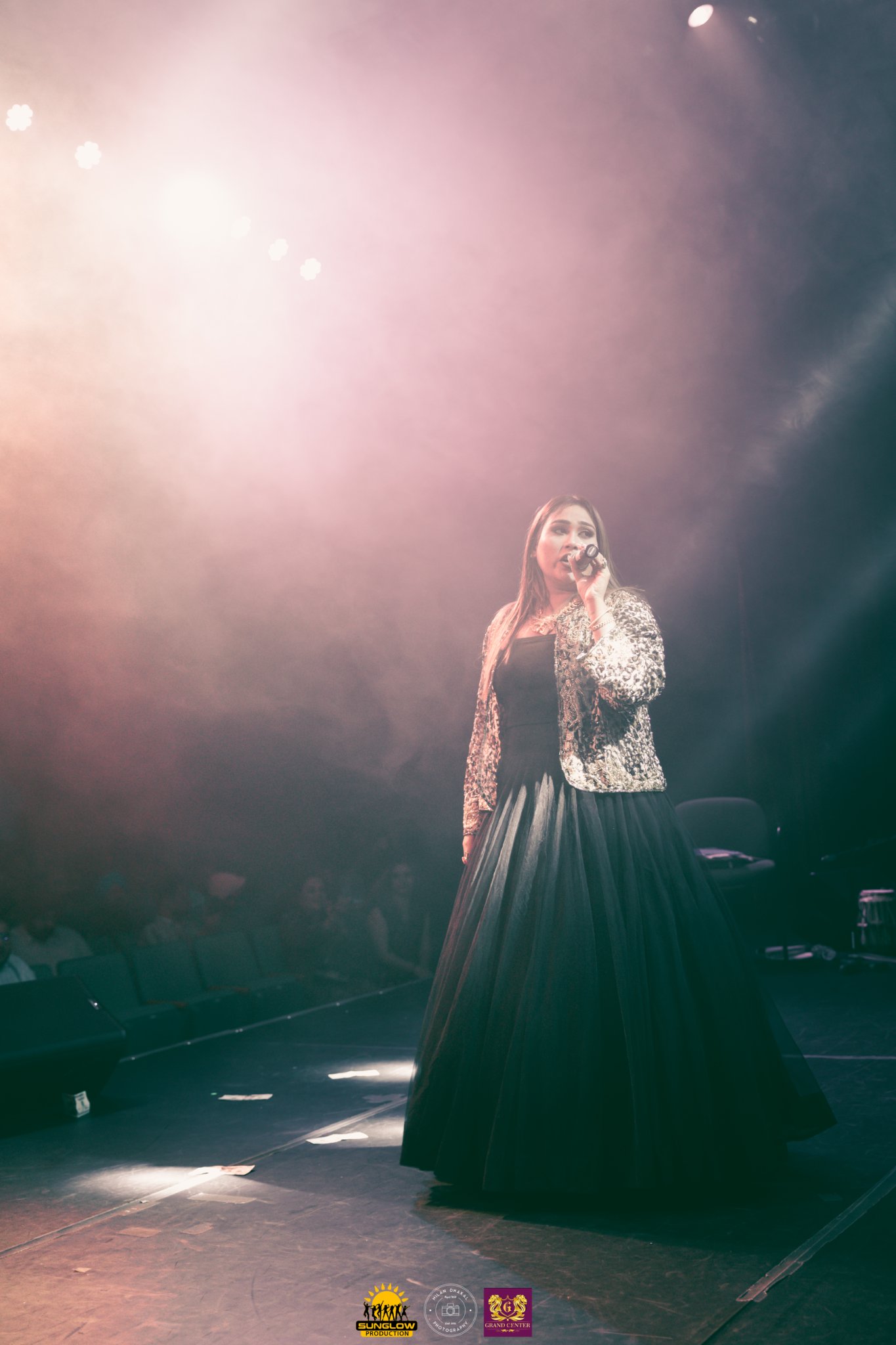 Afsana Khan Live