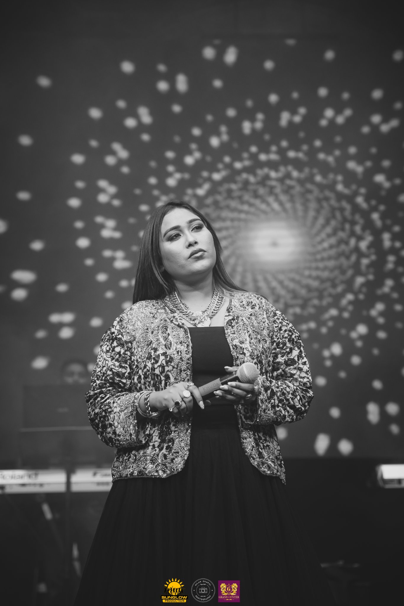 Afsana Khan Live