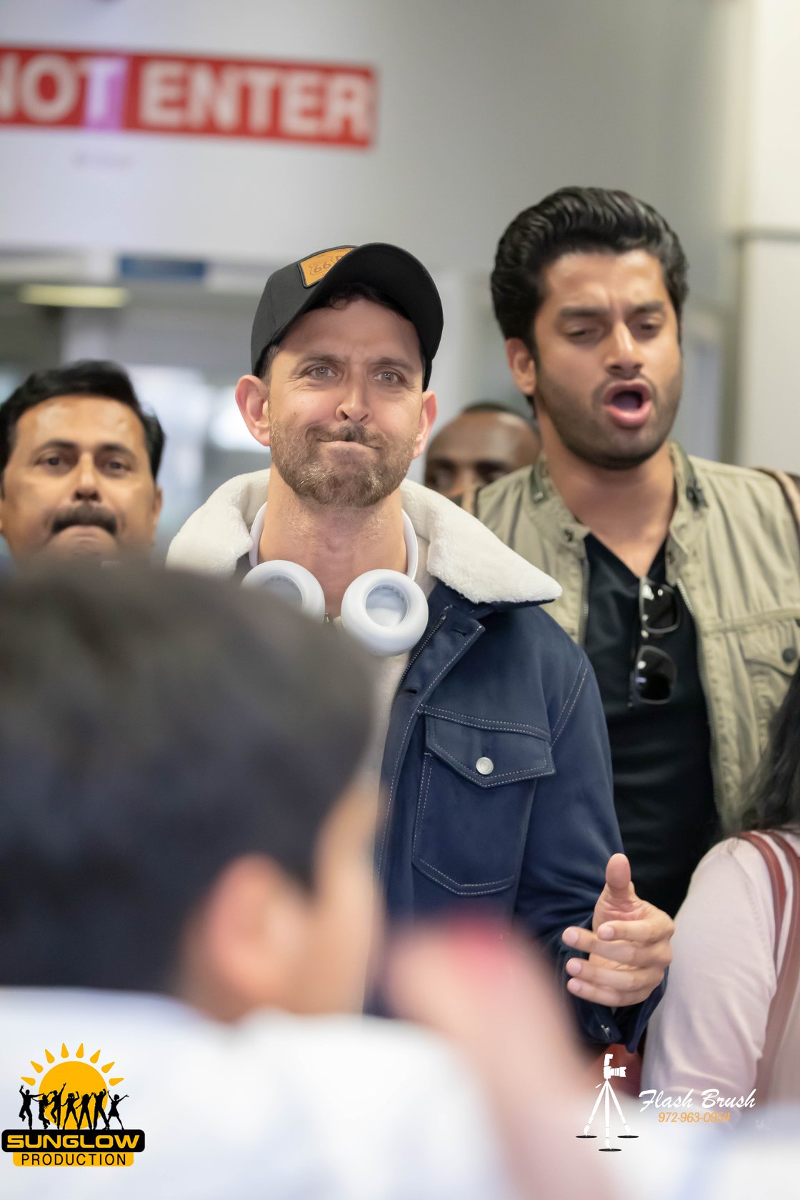 Hrithik Roshan Airport Arrival