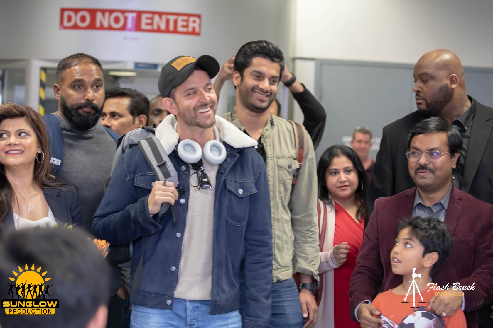 Hrithik Roshan Airport Arrival