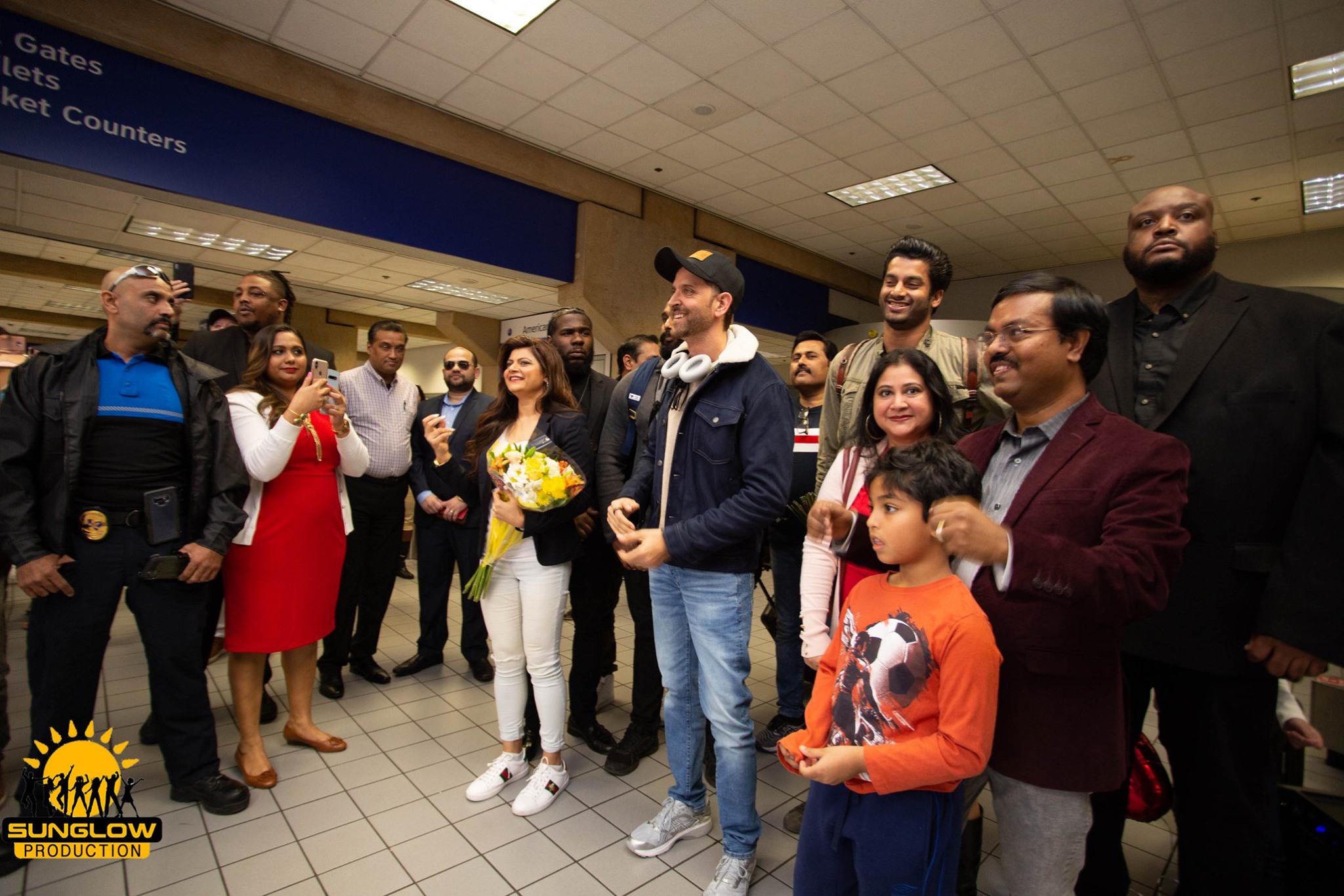 Hrithik Roshan Airport Arrival