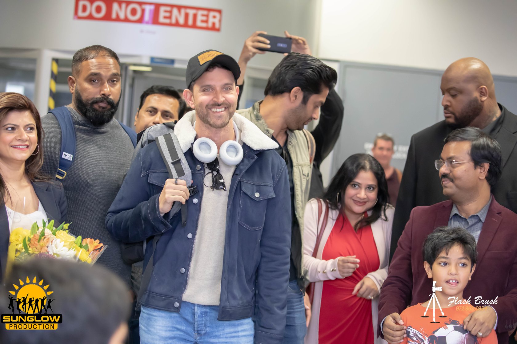 Hrithik Roshan Airport Arrival
