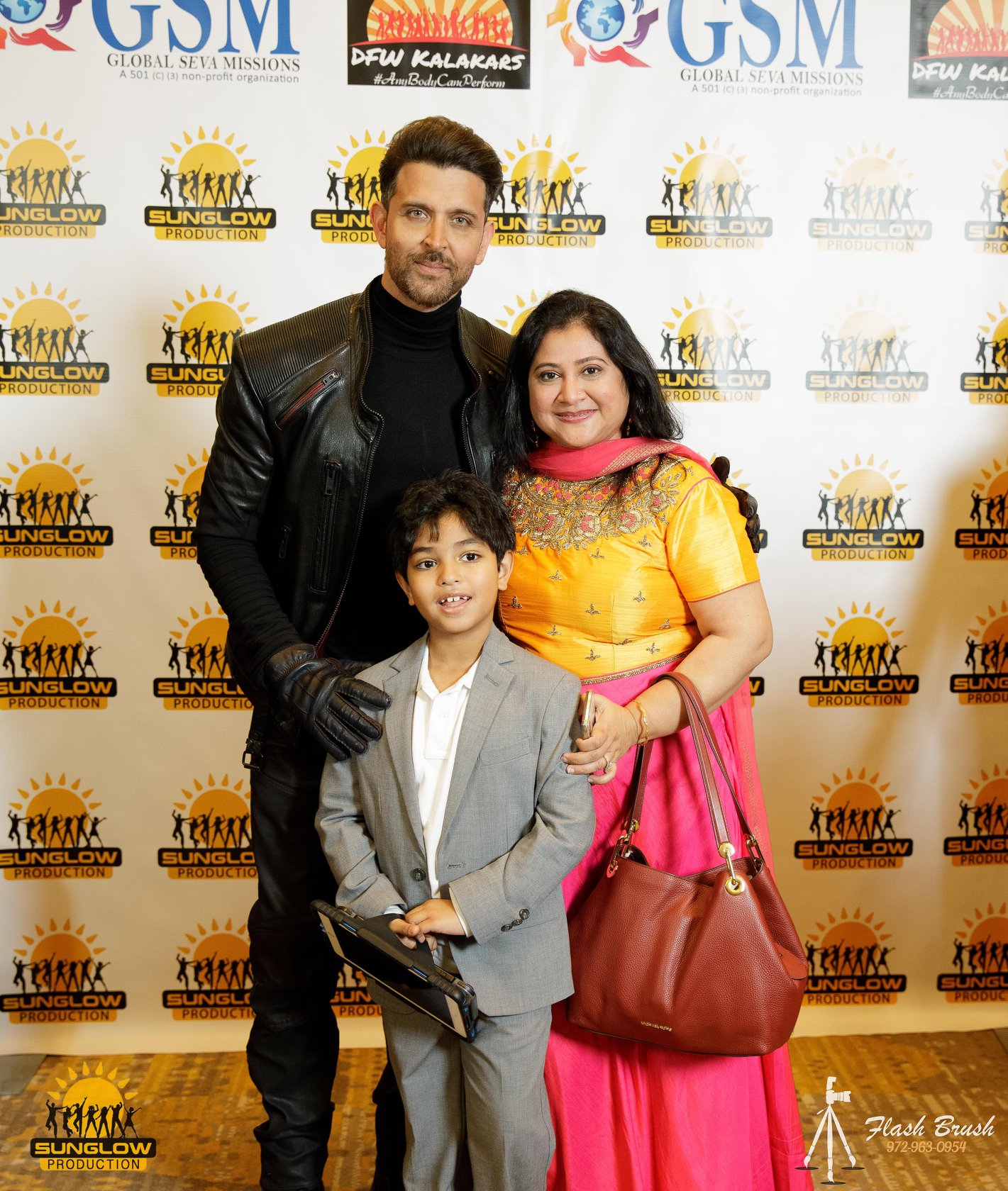 Hrithik Roshan Meet & Greet Pictures
