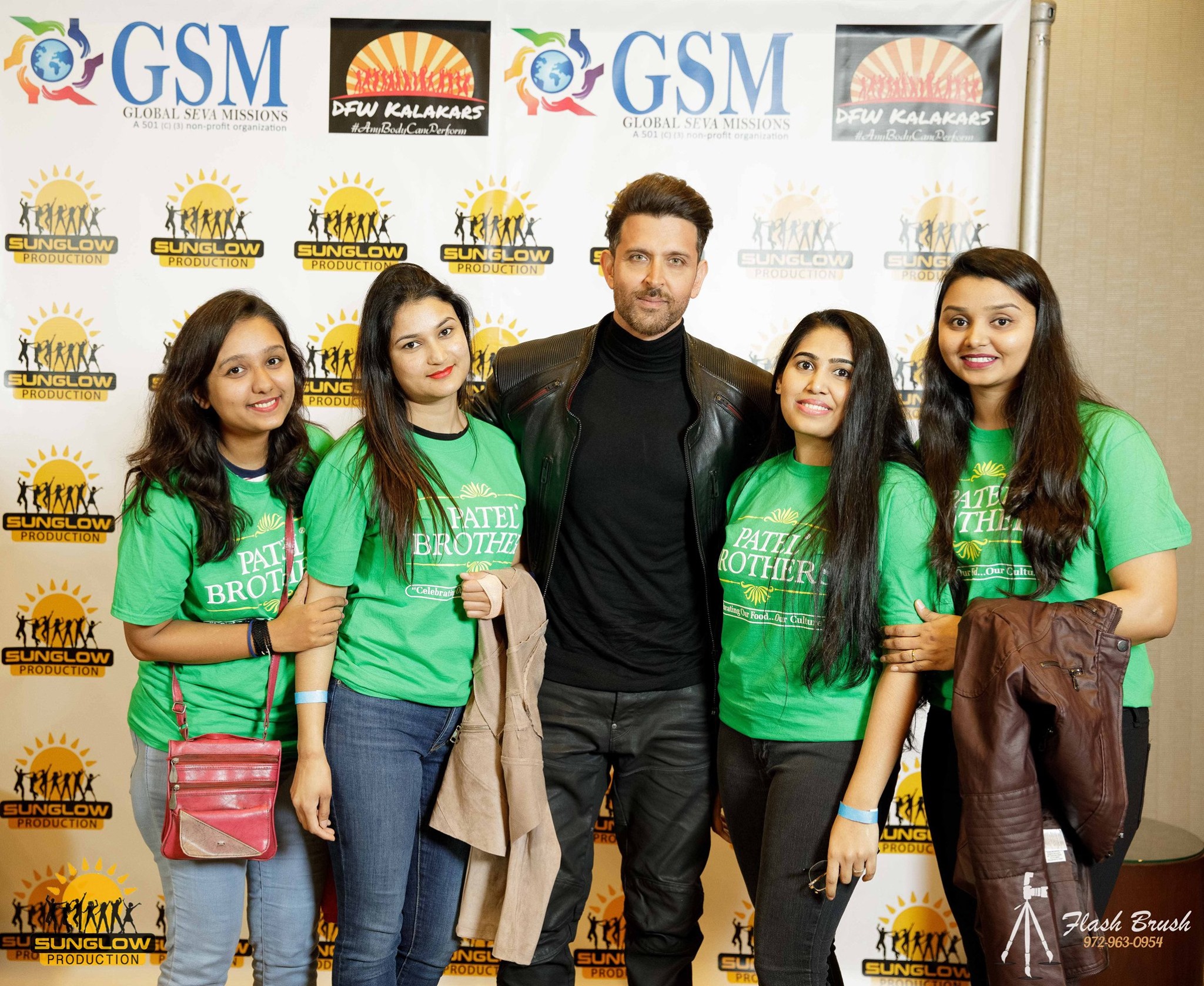 Hrithik Roshan Meet & Greet Pictures
