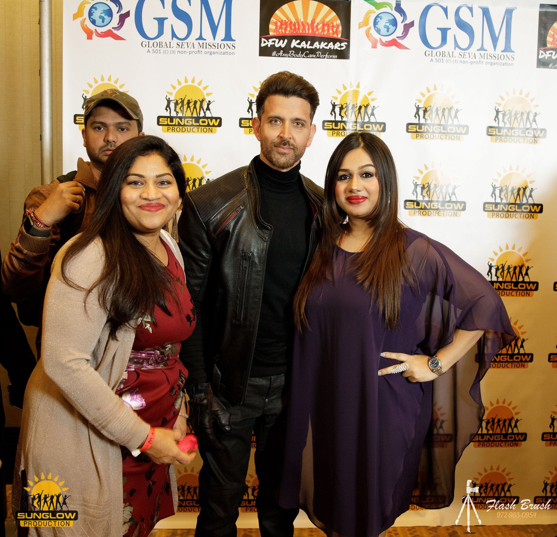 Hrithik Roshan Meet & Greet Pictures