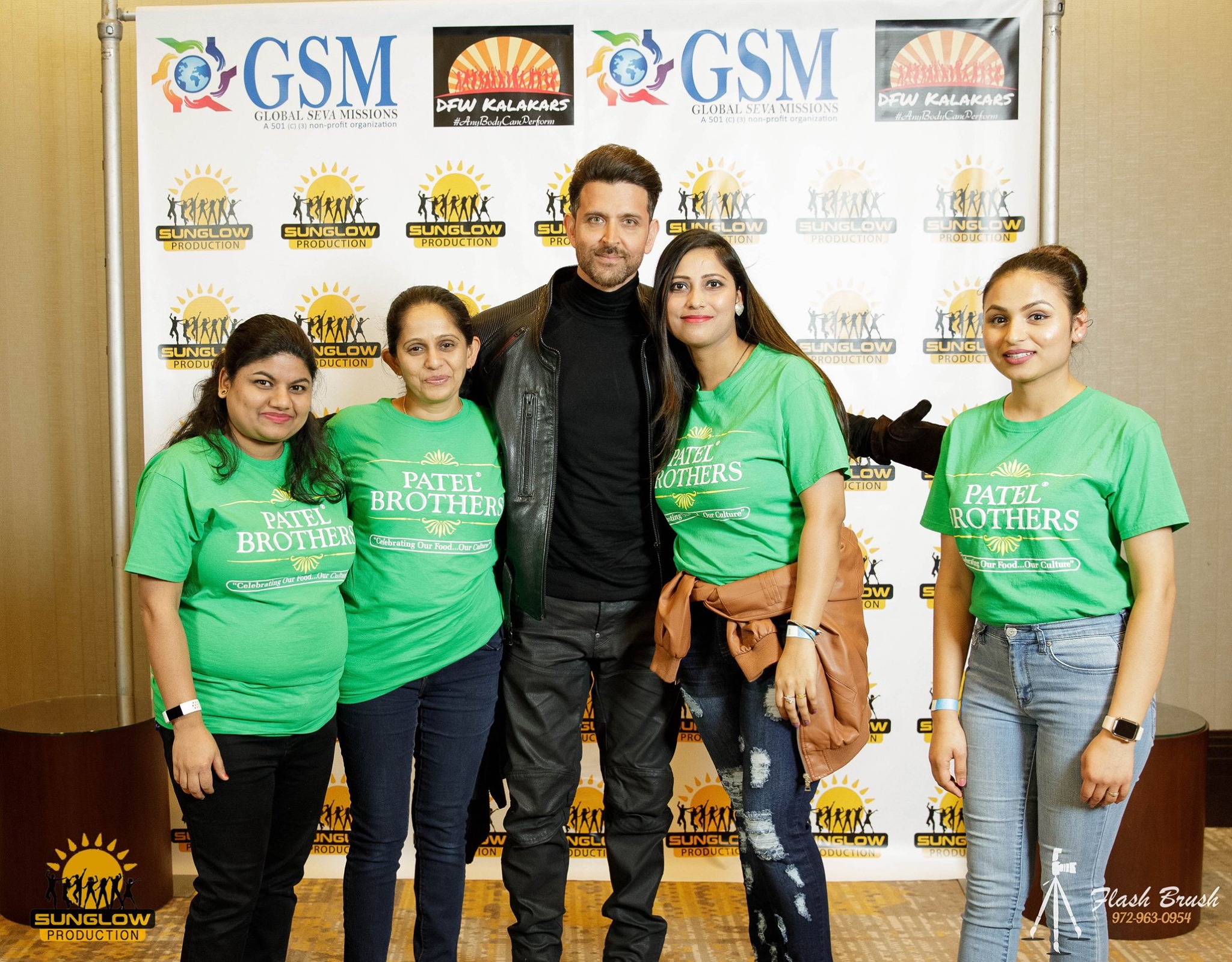 Hrithik Roshan Meet & Greet Pictures