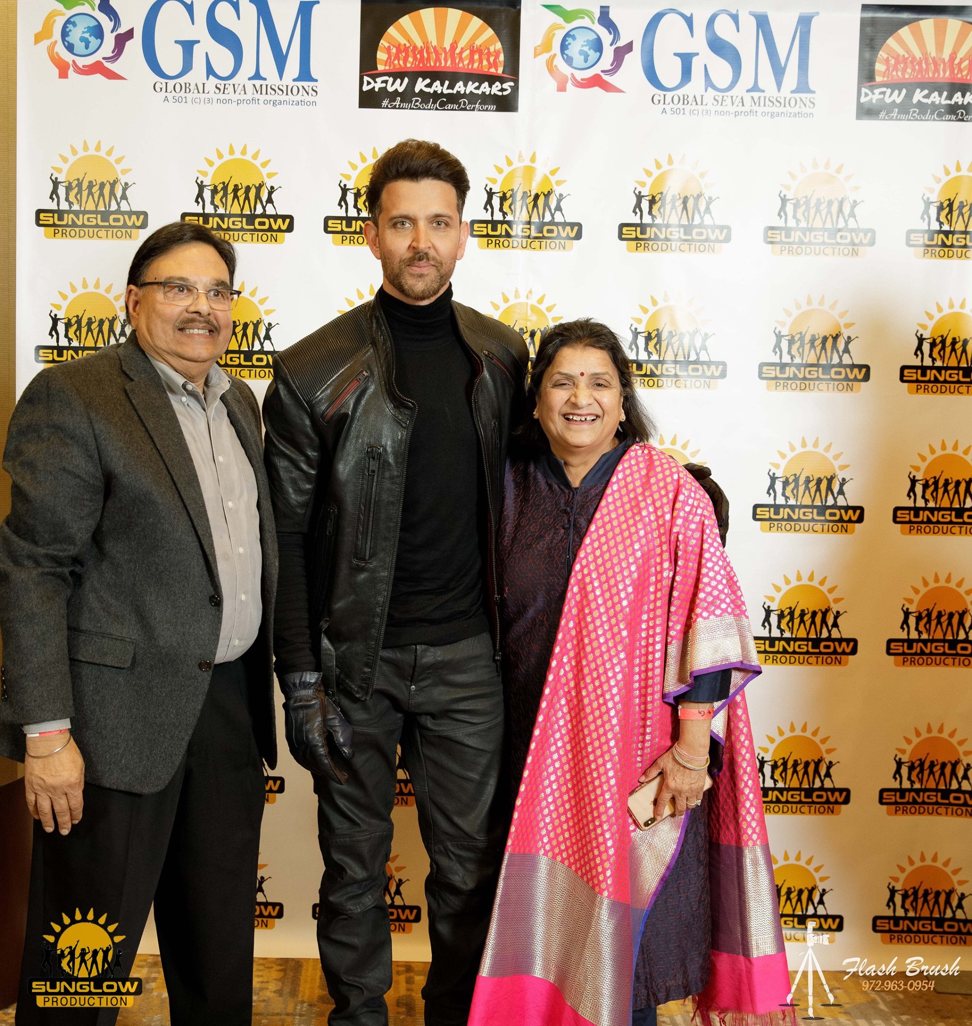 Hrithik Roshan Meet & Greet Pictures