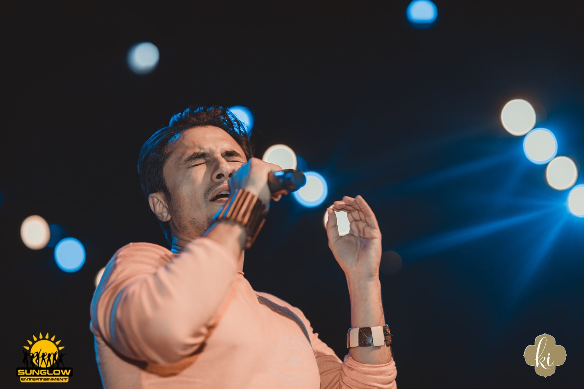 Ali Zafar Live
