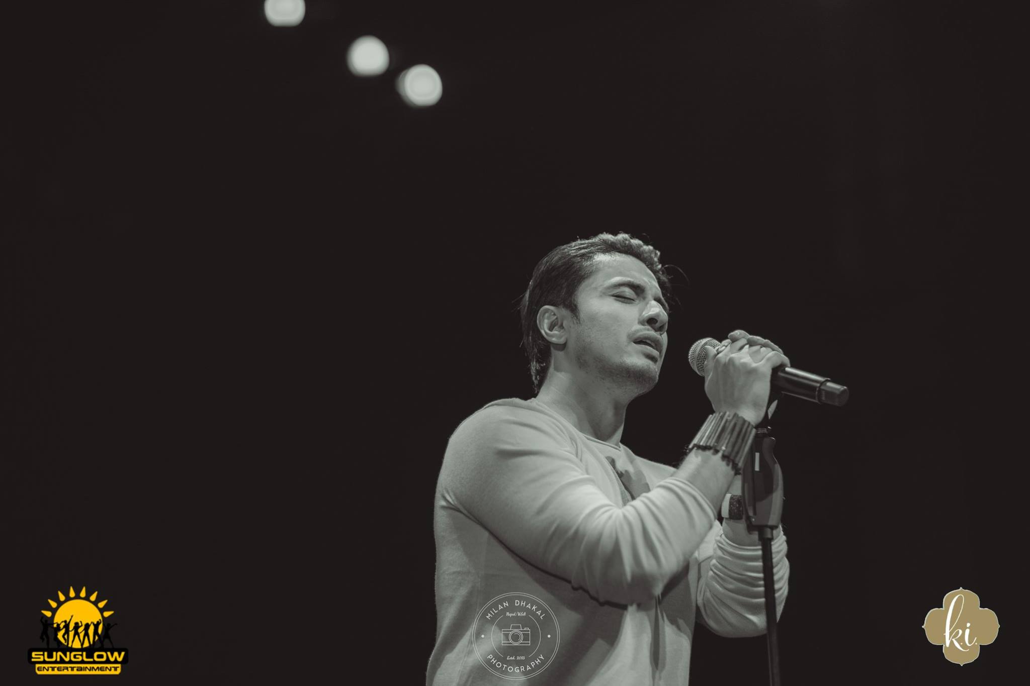 Ali Zafar Live