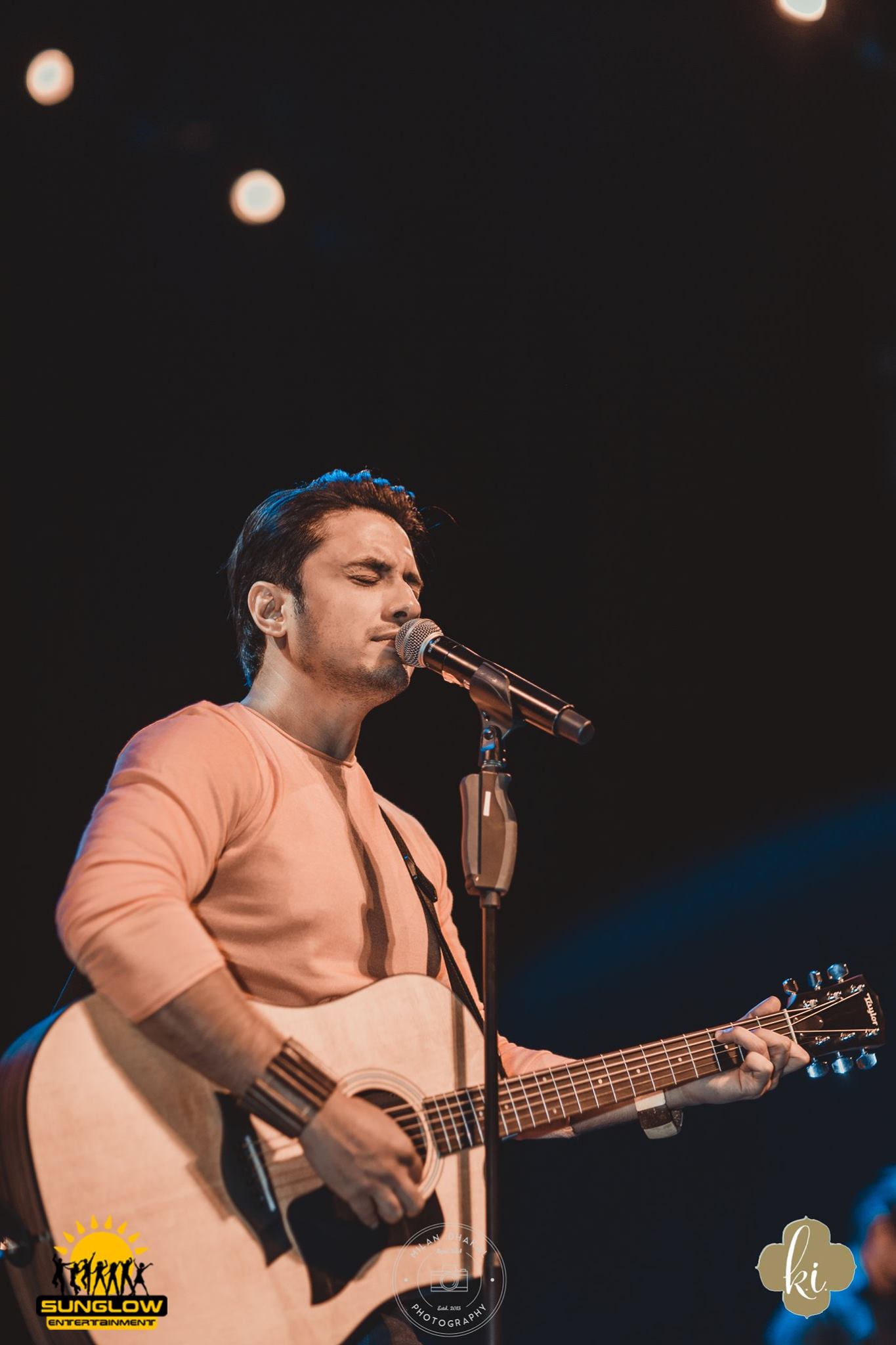 Ali Zafar Live