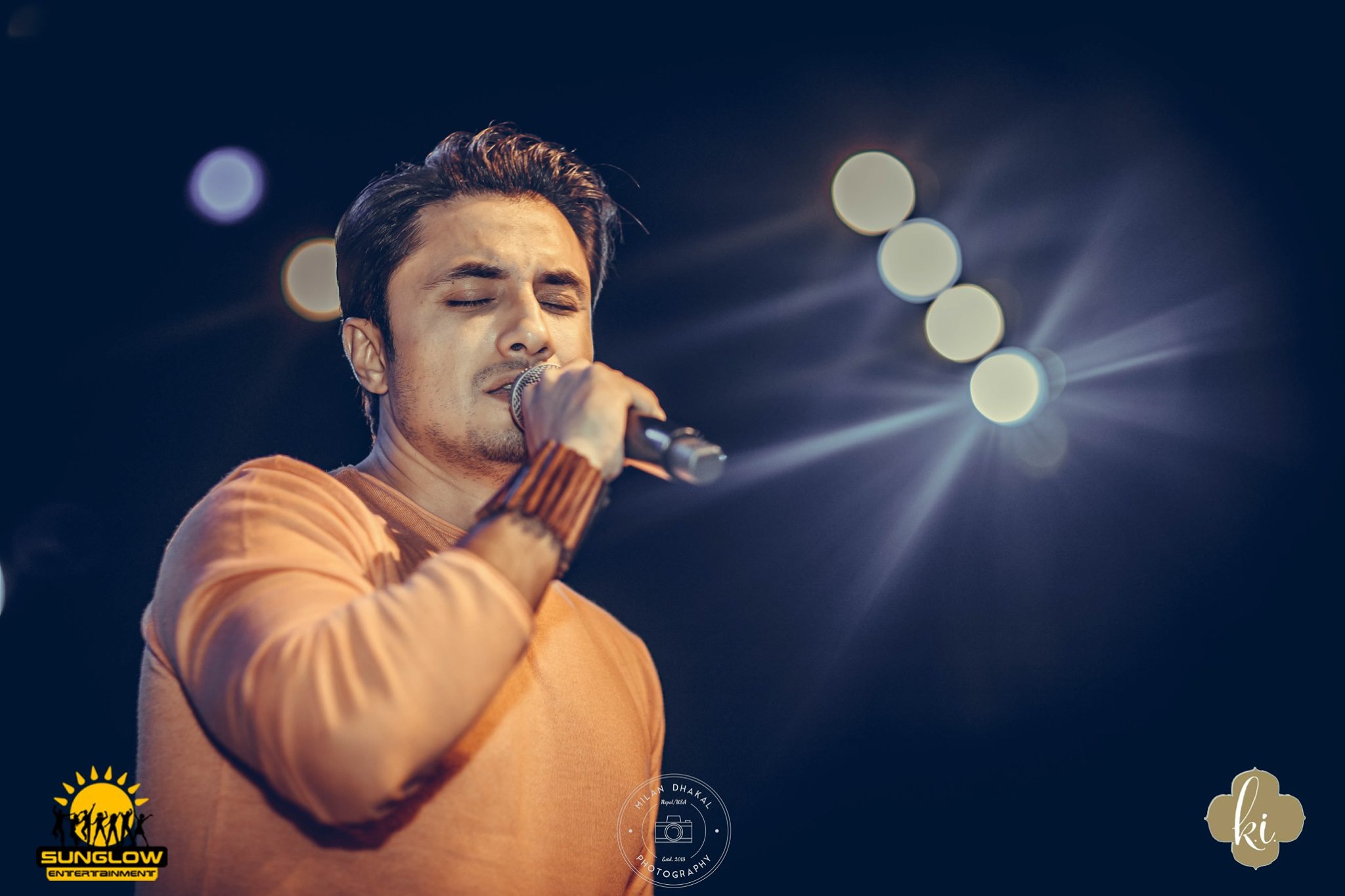 Ali Zafar Live